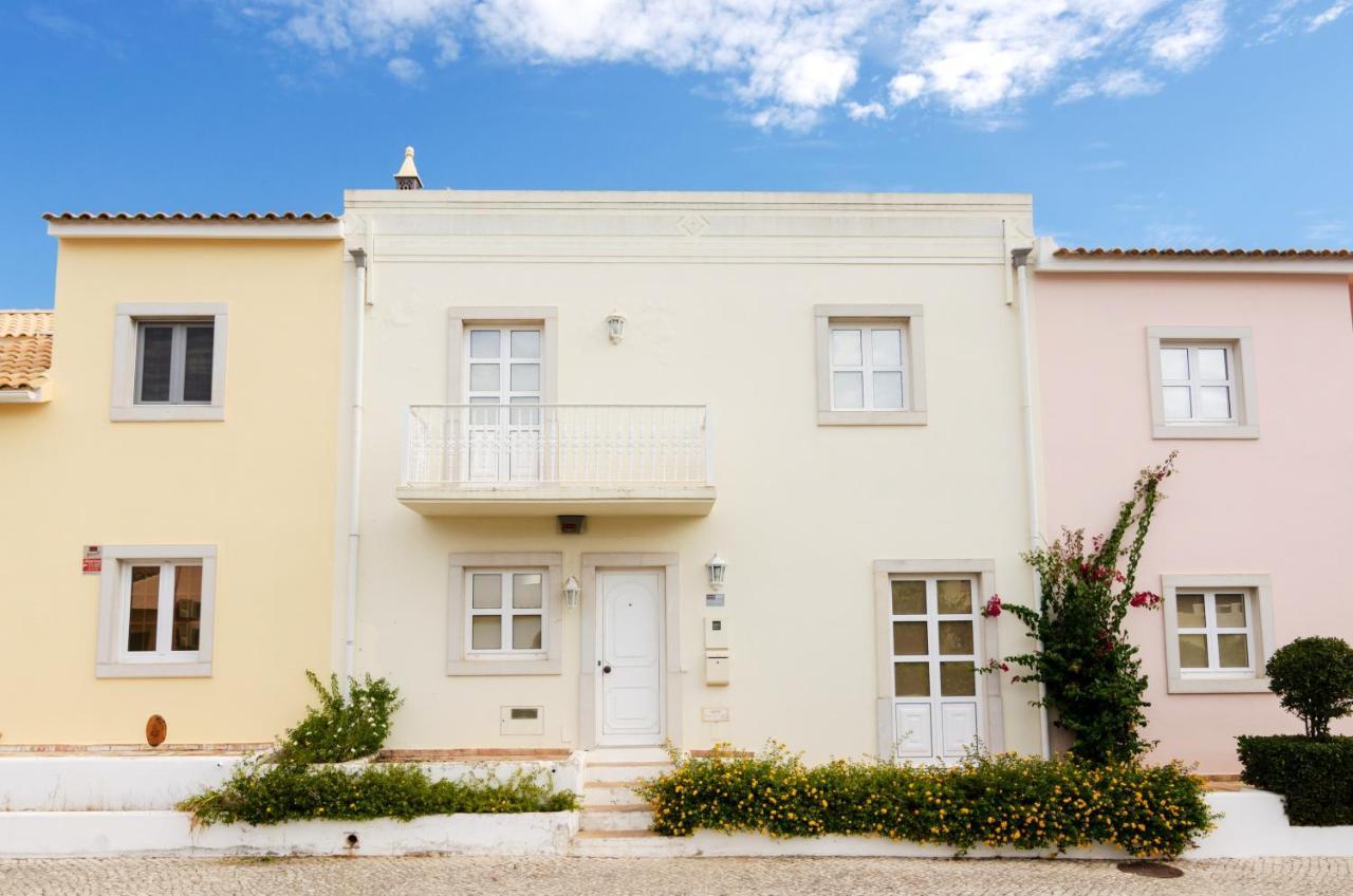 Charming House In Vilamoura With Shared Pool Exterior foto
